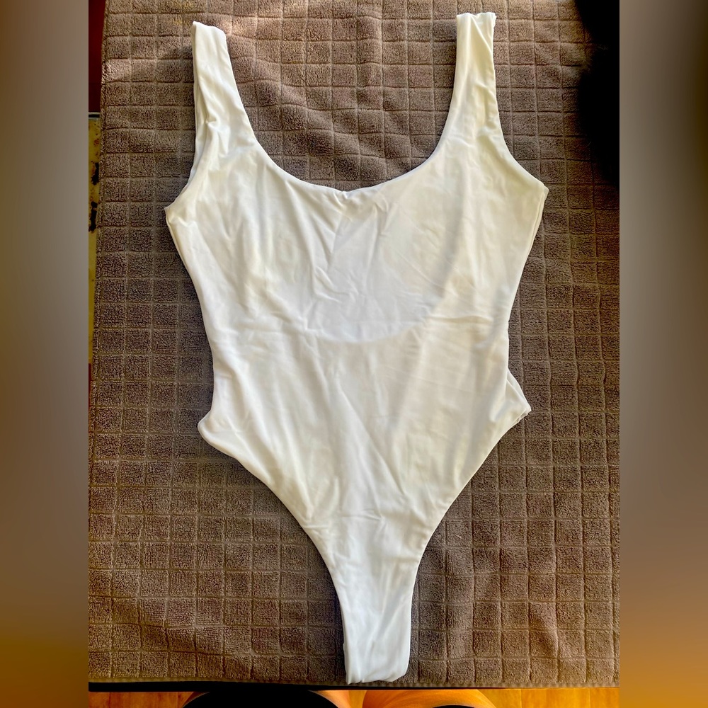 Moana Bikini ‘The One-Piece’ in Sugar